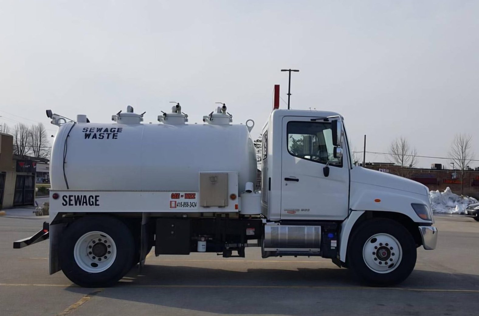 Gee Wizz dedicated waste tanker truck